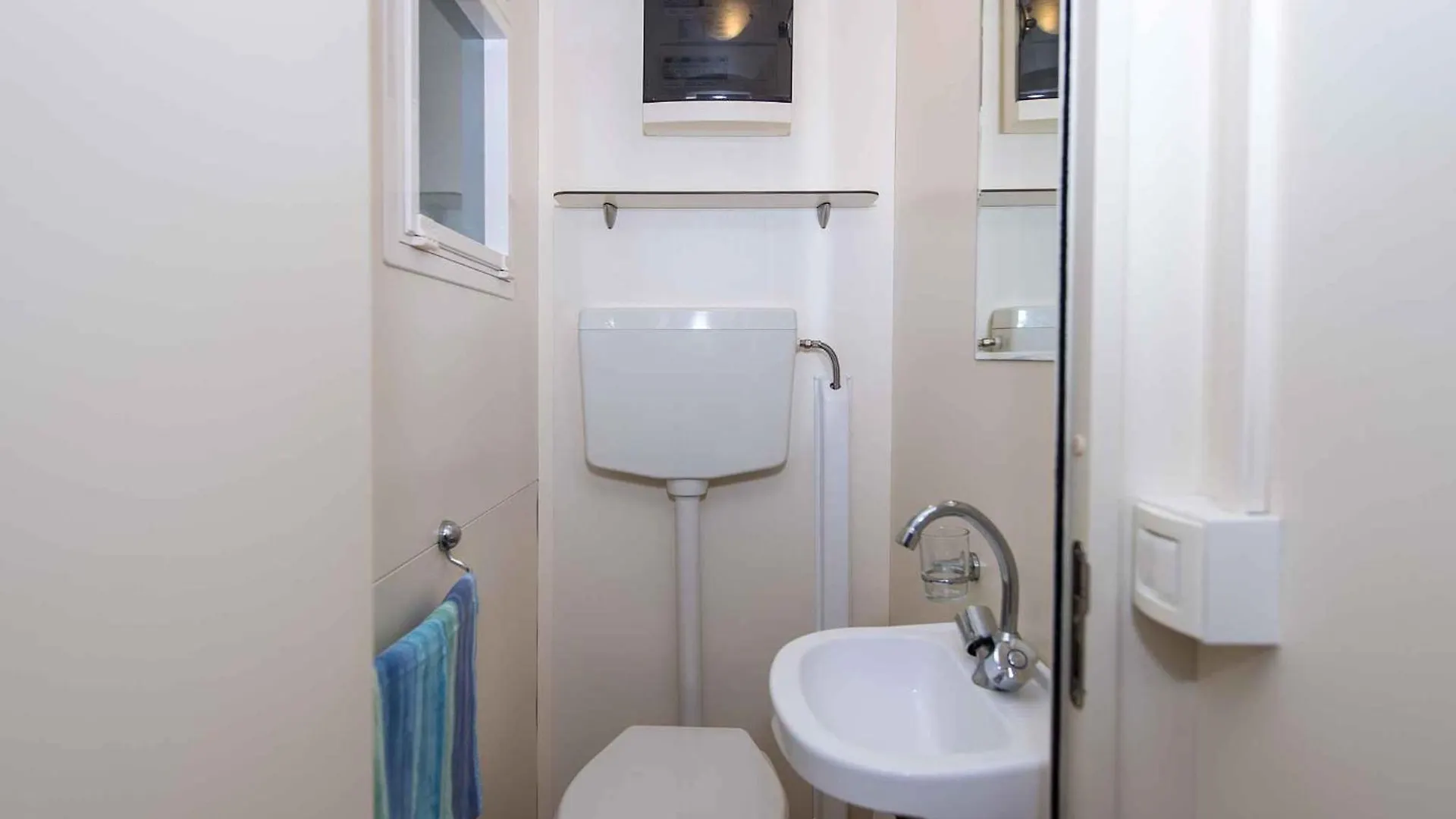 Village de vacances Mobilehomes In Lido Di Spina 21308